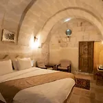 Han/Misafirhane In Stone House