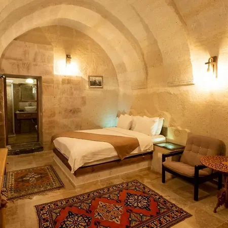In Stone House אורחן 3*
