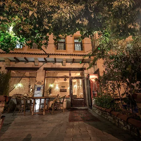 In Stone House Мини-отель Гореме