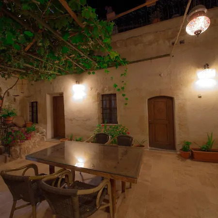 In Stone House Zajazd