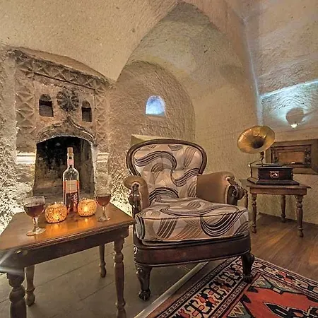 אורחן In Stone House 3*
