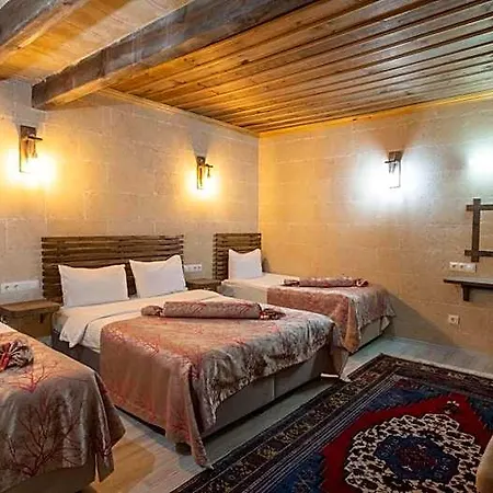 In Stone House 3* Goreme