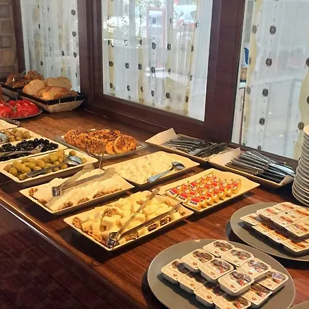 In Stone House Мини-отель 3*