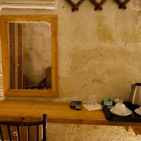 אורחן In Stone House 3*