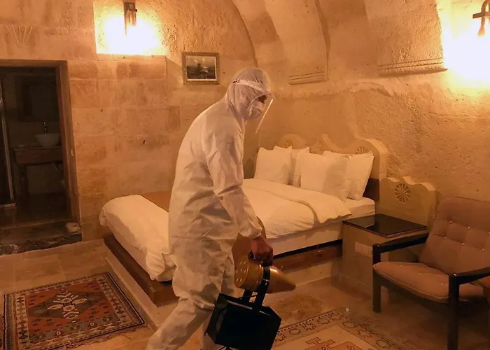 In Stone House Inn 3*