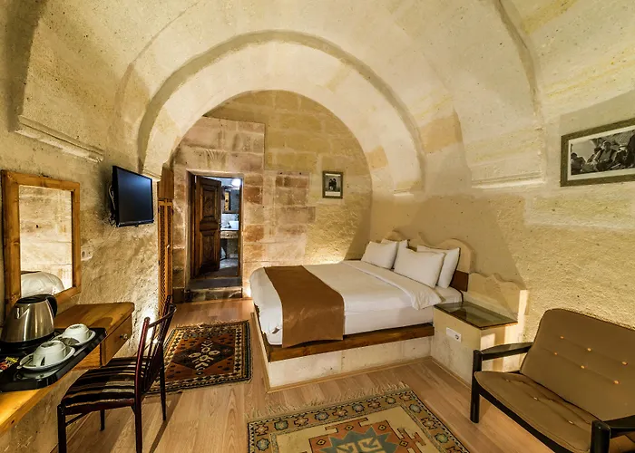 In Stone House Inn 3*